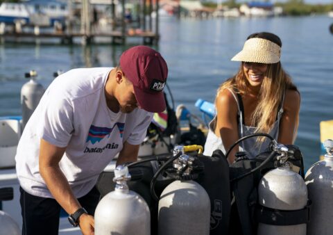 Equipment rental M/Y JP Marine DiveSafariMaster.com