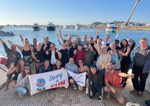 Plonger puis Prendre l&rsquo;Avion en Mer Rouge — Directives DAN pour les Invités de Croisière