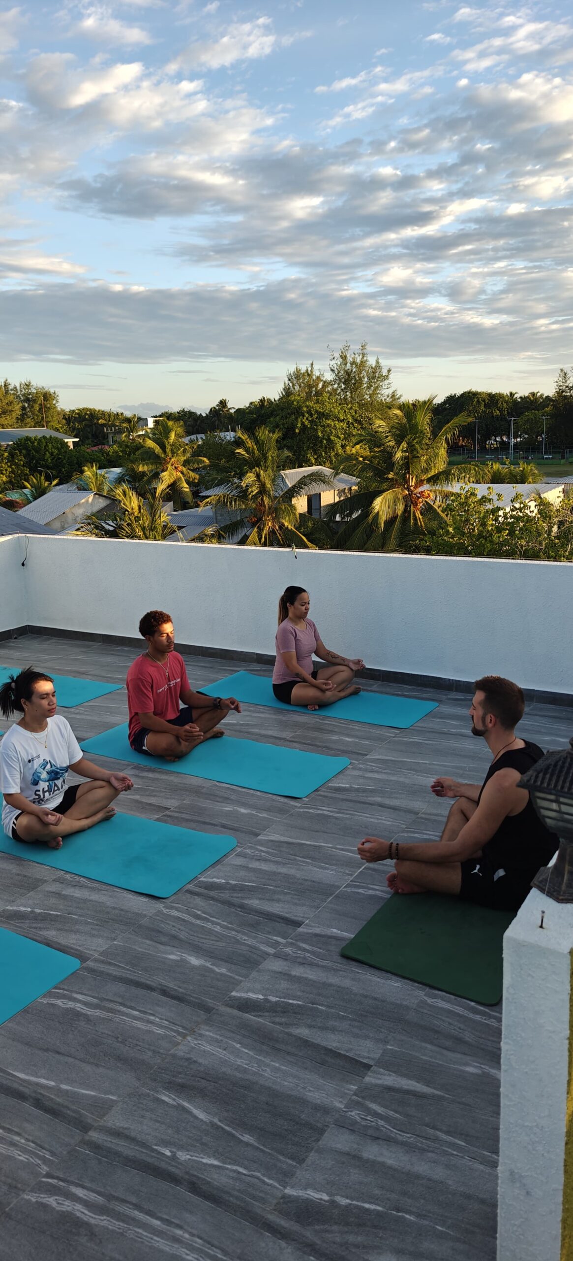 Yoga session Fuvahmulah Maldives — DiveSafariMaster dive package