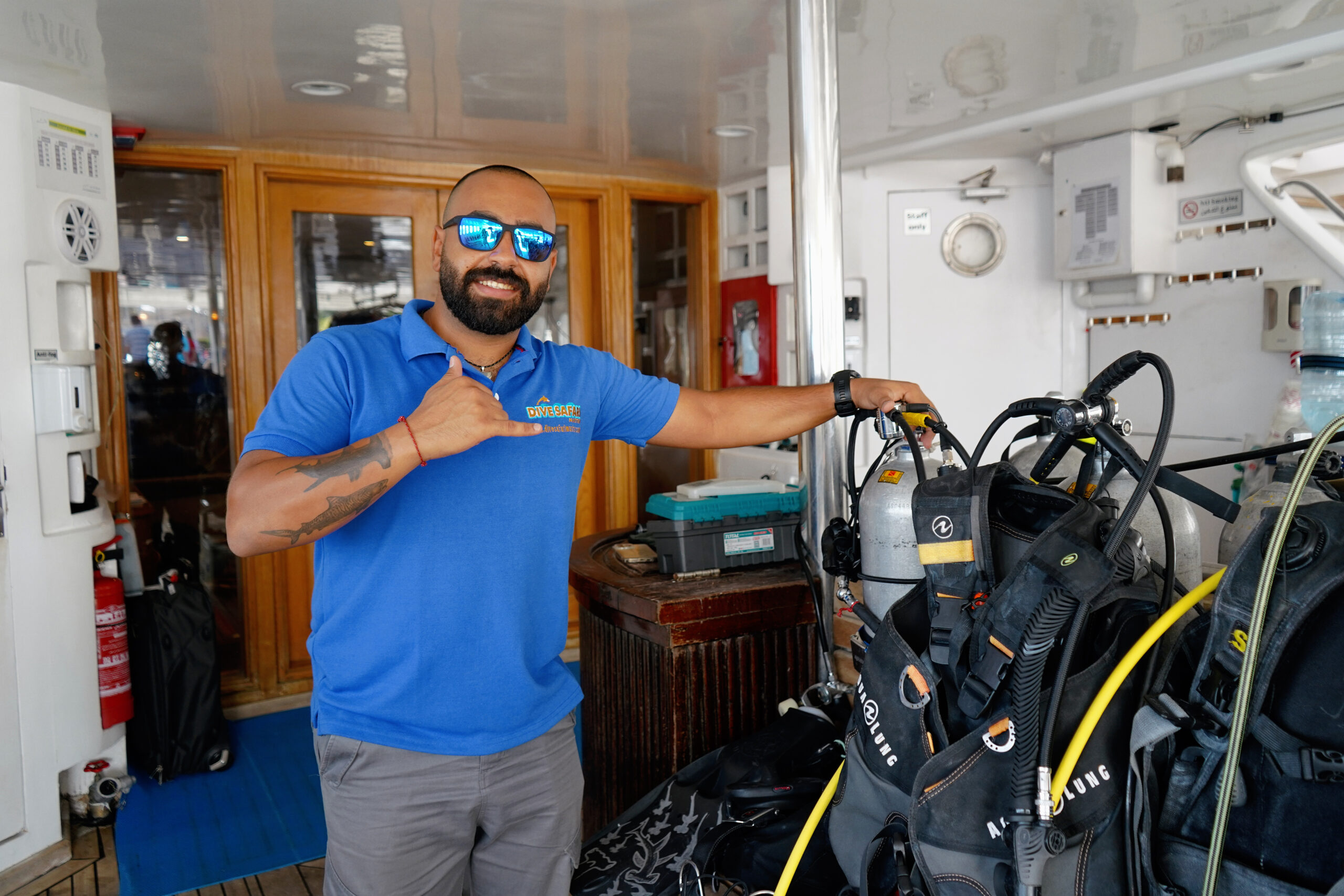 Red Sea reef wall diving with Nitrox — extended bottom time on a liveaboard trip